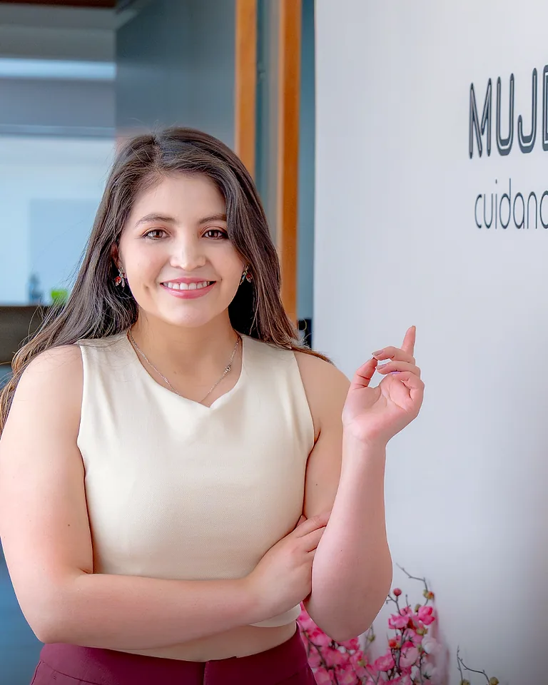 Md. Camila León P., Medicina estética en Centro Médico Mujer Integral